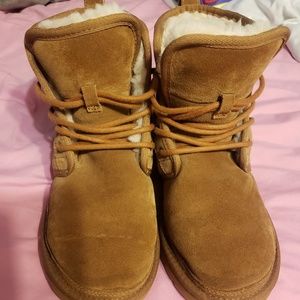 women ugg booties